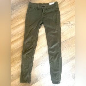 Rag & Bone soft green jean legging size 27